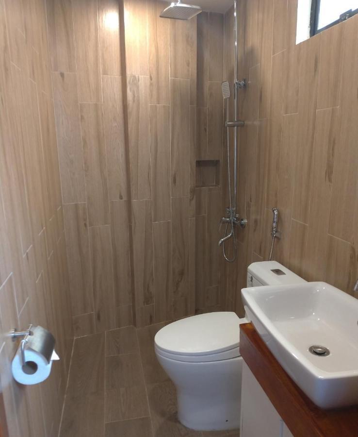 Lsm Square Residences Balabag  Eksteriør bilde